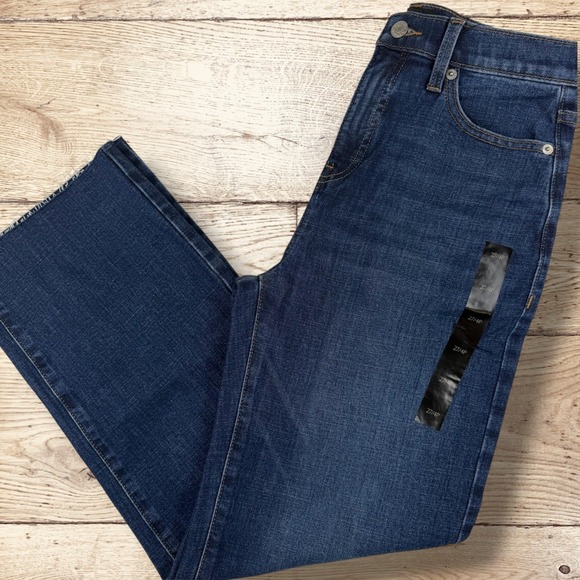 BANANA REPUBLIC Womens Ultra High-Rise Wide Leg Denim Jeans Size 27/4 Petite NWT - Picture 1 of 7